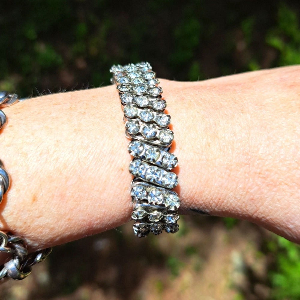 Vintage rhinestone expansion bracelet